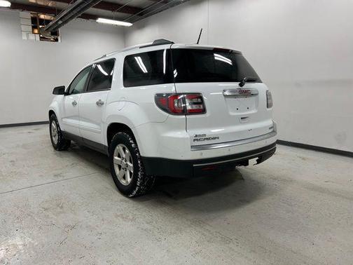 2016 GMC Acadia SLE-2