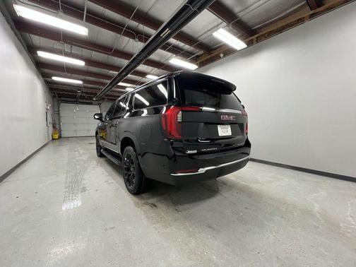 2026 GMC Yukon XL 4WD Elevation