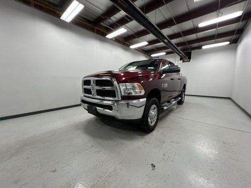 2018 RAM 2500 Tradesman Crew Cab 4x4 6'4' Box