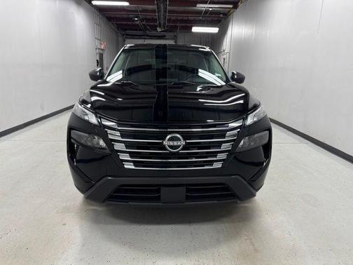Super Black 2024 Nissan Rogue S