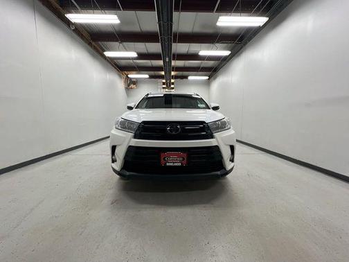 Blizzard Pearl 2017 Toyota Highlander SE