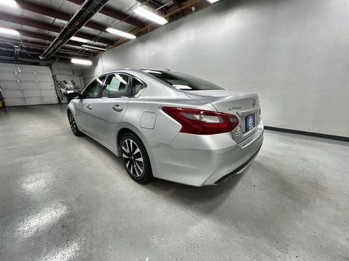 Brilliant Silver 2018 Nissan Altima 2.5 SV
