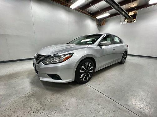 Brilliant Silver 2018 Nissan Altima 2.5 SV