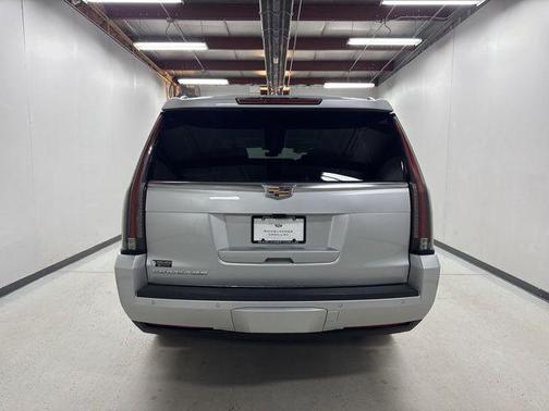 Radiant Silver Metallic 2020 Cadillac Escalade ESV Luxury