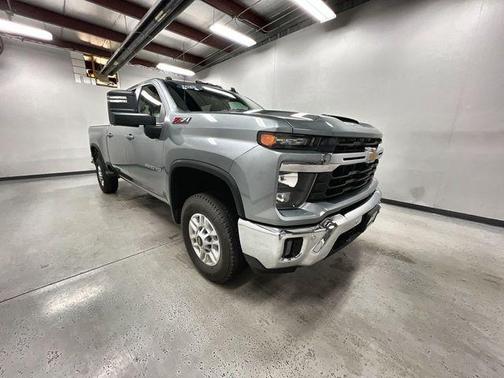 Sterling Gray Metallic 2025 Chevrolet Silverado 2500 LT