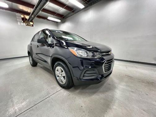 Midnight Blue Metallic 2021 Chevrolet Trax LS