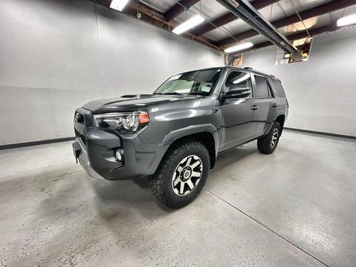 Magnetic Gray Metallic 2018 Toyota 4Runner TRD Off Road Premium