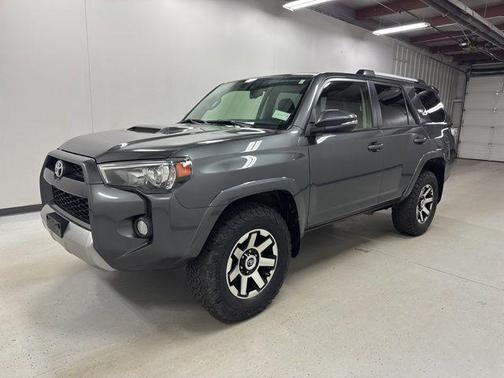 Magnetic Gray Metallic 2018 Toyota 4Runner TRD Off Road Premium