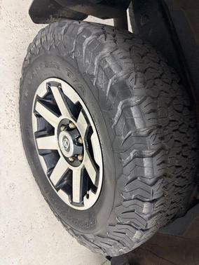 Magnetic Gray Metallic 2018 Toyota 4Runner TRD Off Road Premium
