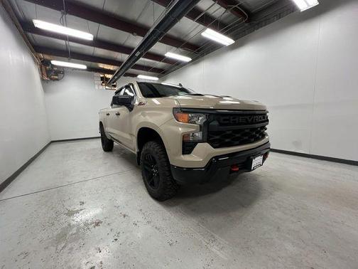 2022 Chevrolet Silverado 1500 Custom Trail Boss