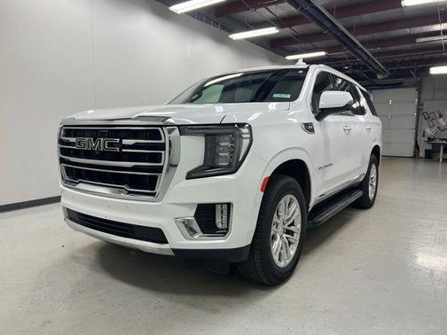 Summit White 2022 GMC Yukon SLT