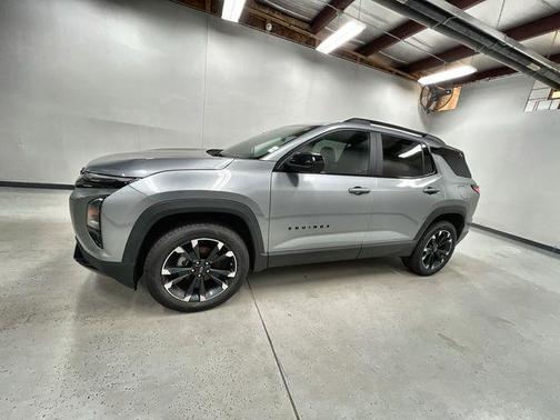 Sterling Gray Metallic 2025 Chevrolet Equinox AWD RS