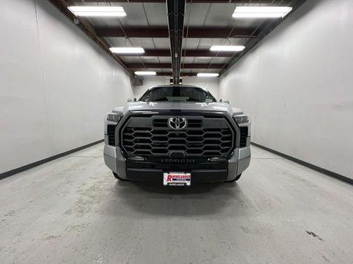 2024 Toyota Tundra Platinum