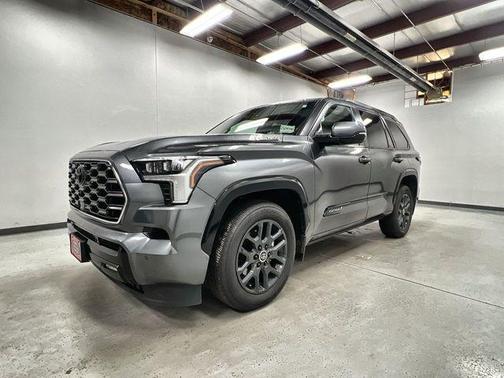 2024 Toyota Sequoia Platinum