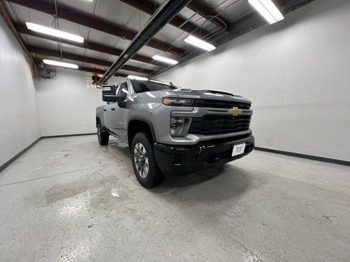 2026 Chevrolet Silverado 2500 Custom