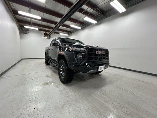 2023 GMC Canyon AT4X