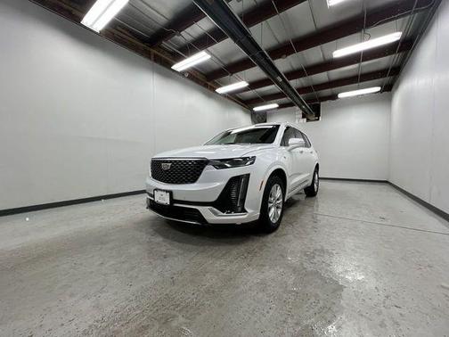 2024 Cadillac XT6 Luxury AWD