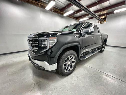 Onyx Black 2026 GMC Sierra 1500 SLT