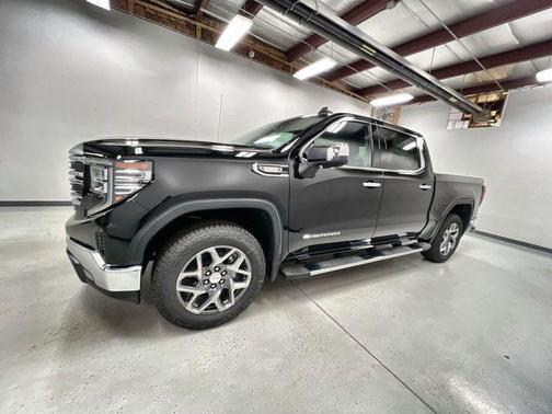 Onyx Black 2026 GMC Sierra 1500 SLT