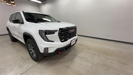 2025 GMC Acadia AT4