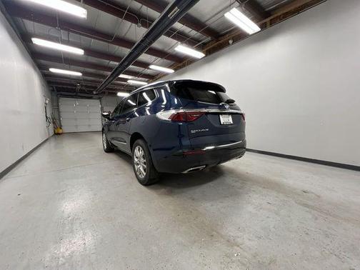 2023 Buick Enclave Premium AWD