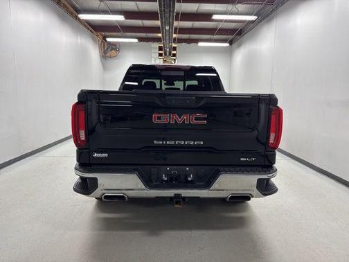 Onyx Black 2023 GMC Sierra 1500 SLT