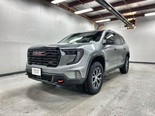 2026 GMC Acadia AT4 AWD