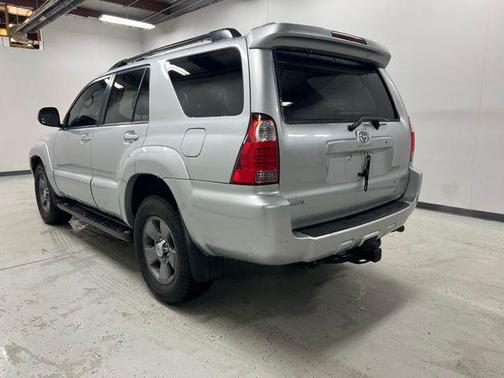 Titanium Metallic 2008 Toyota 4Runner SR5 V8