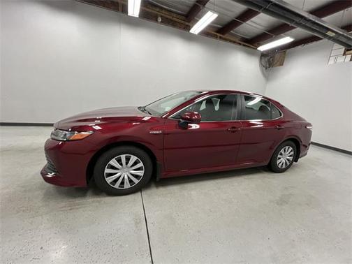 2019 Toyota Camry Hybrid LE