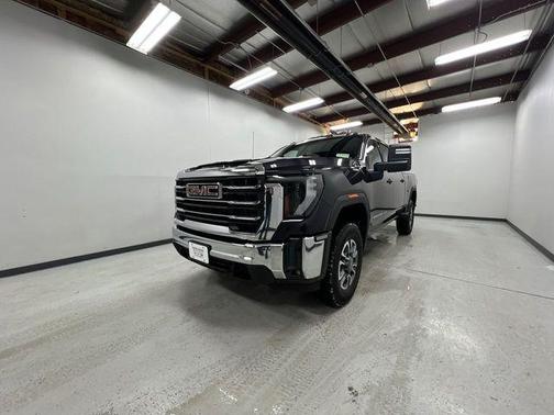 2026 GMC Sierra 2500 SLE
