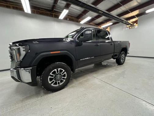 2026 GMC Sierra 2500 SLE