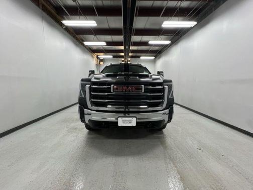 2026 GMC Sierra 2500 SLE