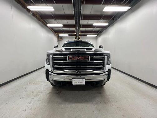 2024 GMC Sierra 2500 SLT