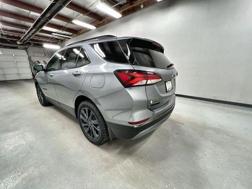 Sterling Gray Metallic 2023 Chevrolet Equinox AWD RS