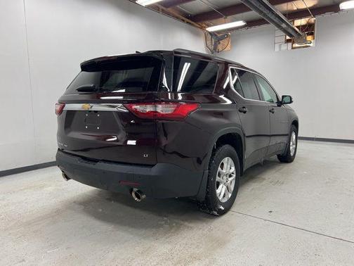 2021 Chevrolet Traverse LT Leather