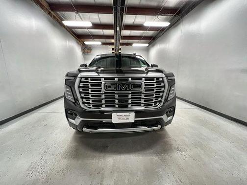 Onyx Black 2026 GMC Yukon XL Denali