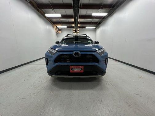 2025 Toyota RAV4 Hybrid SE
