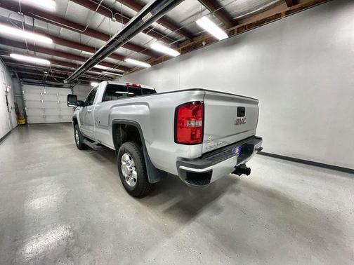 Quicksilver Metallic 2017 GMC Sierra 3500 SLE