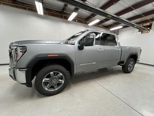 2026 GMC Sierra 2500 SLT