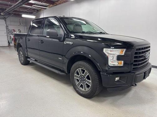 SHADOW BLACK 2016 Ford F-150 XLT