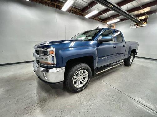 Deep Ocean Blue Metallic 2017 Chevrolet Silverado 1500 1LT
