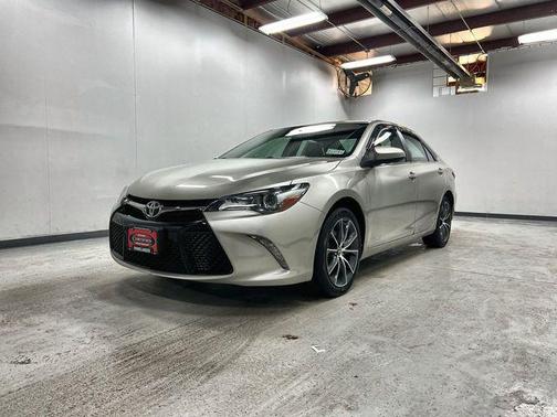 2017 Toyota Camry XSE