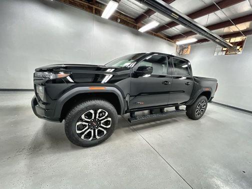 Onyx Black 2026 GMC Canyon AT4