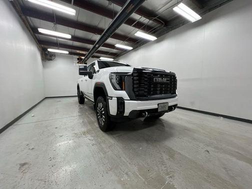 2024 GMC Sierra 3500 Denali