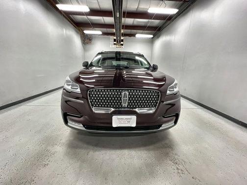 BURGUNDY VELVET MET TINTED CC 2020 Lincoln Aviator Reserve AWD