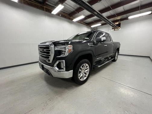 Onyx Black 2021 GMC Sierra 1500 SLT