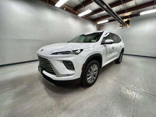 Summit White 2025 Buick Enclave Preferred FWD