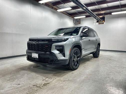2025 Chevrolet Traverse RS