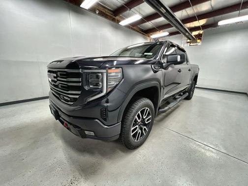Titanium Rush Metallic 2025 GMC Sierra 1500 AT4