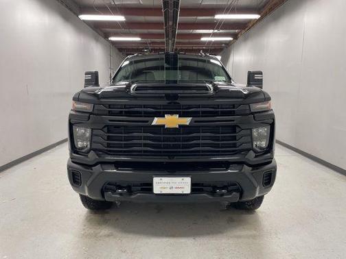 2024 Chevrolet Silverado 2500 Custom